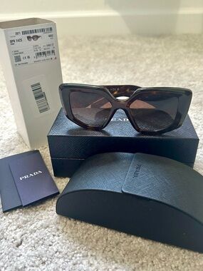 New! PRADA PR14ZS Women's Sunglasses - 50mm - Brown